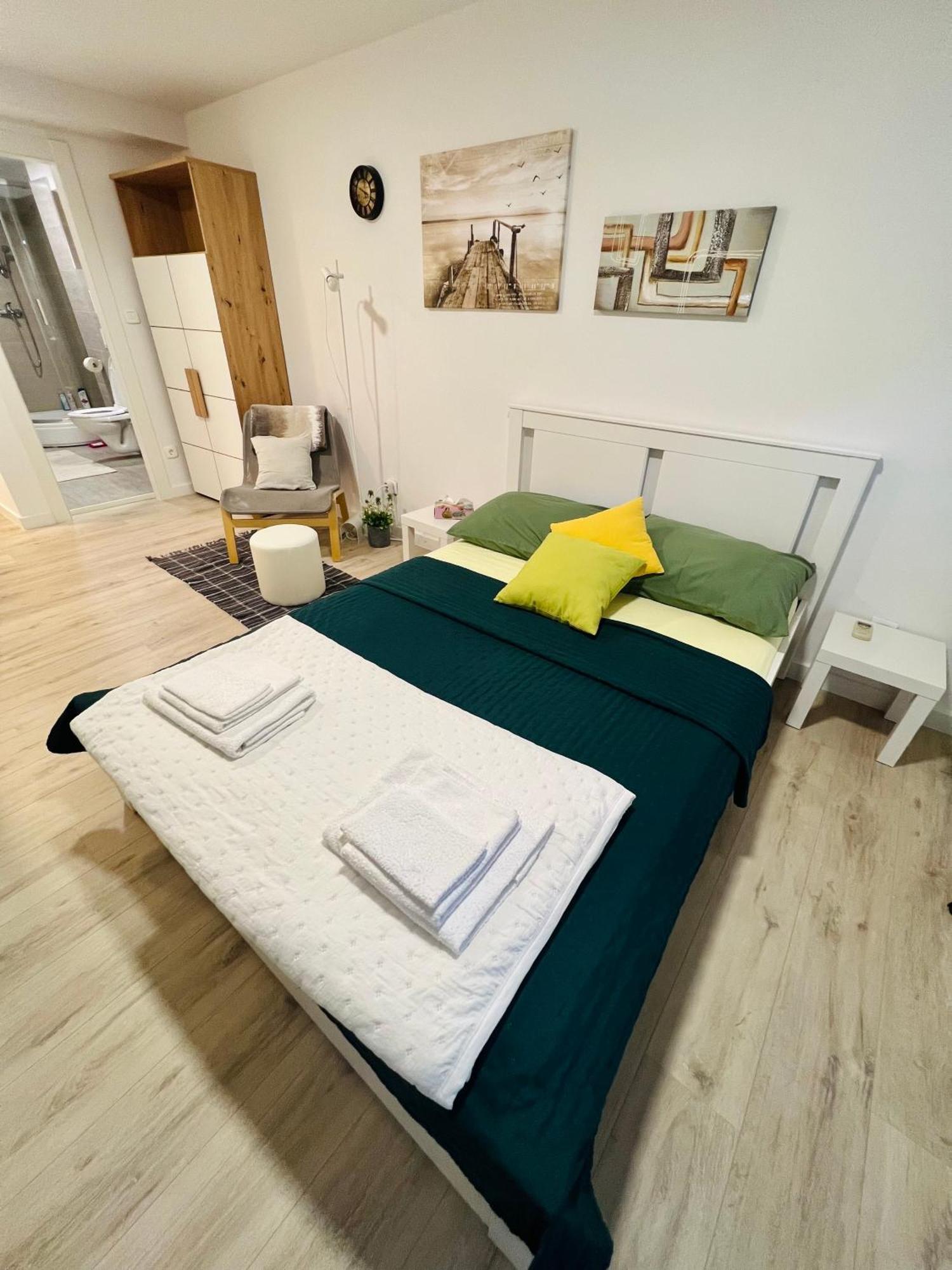 Central Moon Apartment No.2 Split Ngoại thất bức ảnh